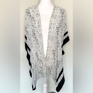 Mario Serrani Kimono Black White Boho Summer Soft Lightweight Women One Size